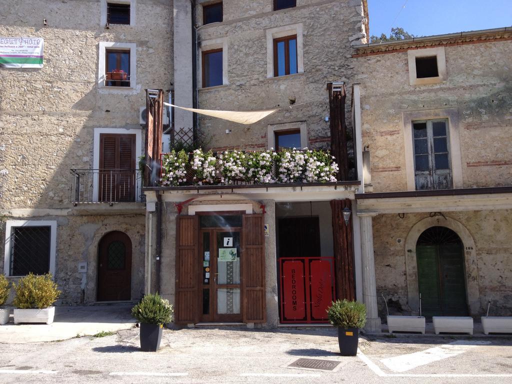 Bedrooms Ninfa Del Lago Posta Fibreno Bagian luar foto