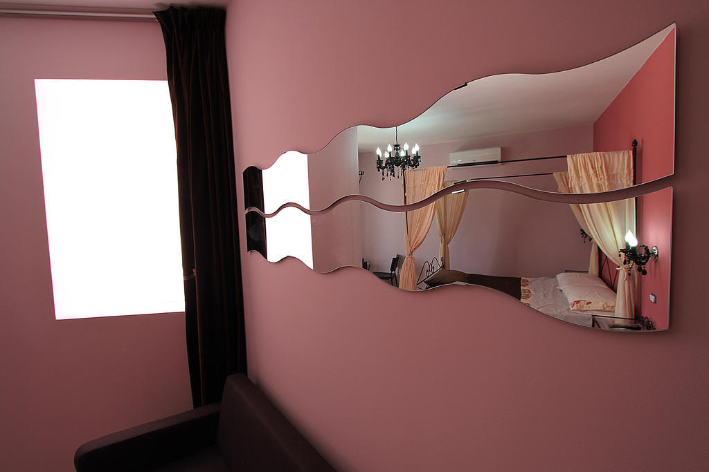 Bedrooms Ninfa Del Lago Posta Fibreno Ruang foto
